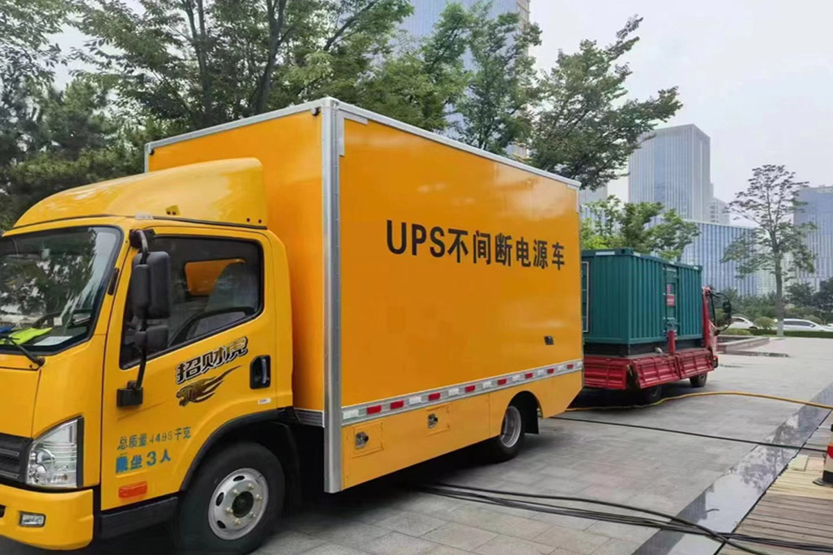 和田发电机租赁施工现场