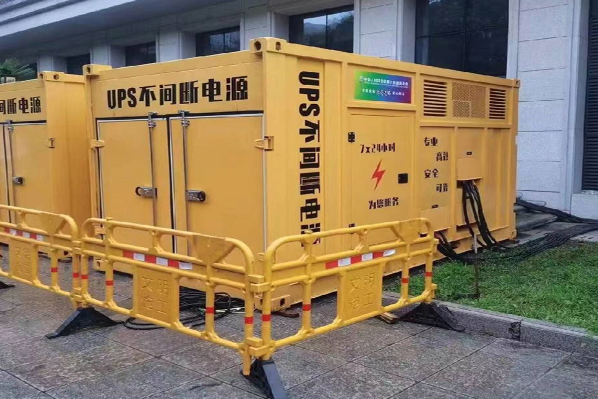和田发电机租赁施工现场